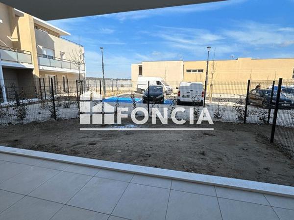 Location Appartement 3 pièces 63.3 m² - MONTAGNE DES CHEVRES Villeneuve Les Avignon 30400