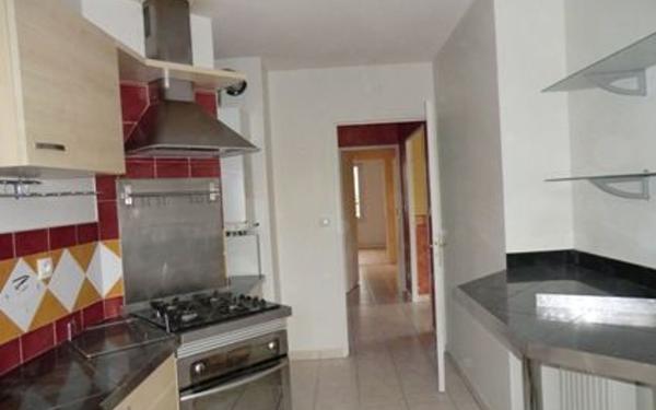 Appartement à louer    3 pièces • 66,66 m2 Rillieux-la-Pape