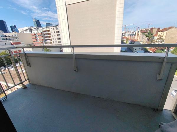 Appartement Meublé à Courbevoie 4 pièces 91.76 m2