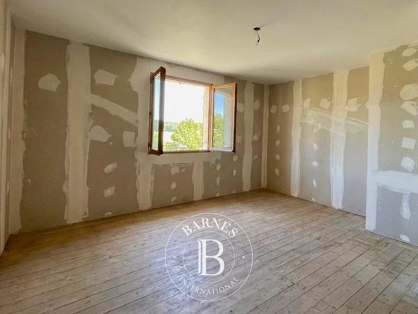 Belley, Maison 4 Chambres -  220 m² à vendre