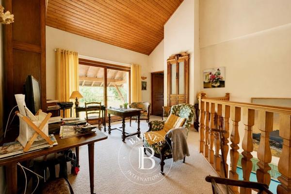 Belley, Maison 4 Chambres -  220 m² à vendre
