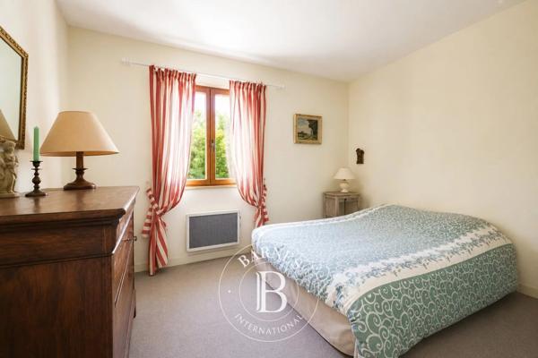 Belley, Maison 4 Chambres -  220 m² à vendre