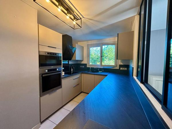 Appartement 4 pièces - 77 m² - Résidence Saint Benin à Nevers - Ascenseur -  Balcon - Parking  - 3 chambres