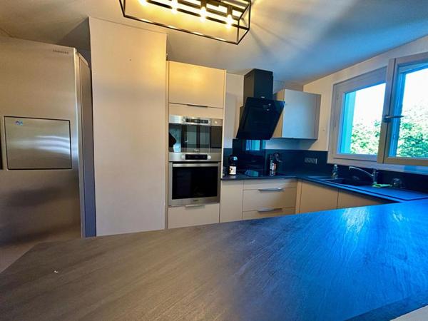 Appartement 4 pièces - 77 m² - Résidence Saint Benin à Nevers - Ascenseur -  Balcon - Parking  - 3 chambres