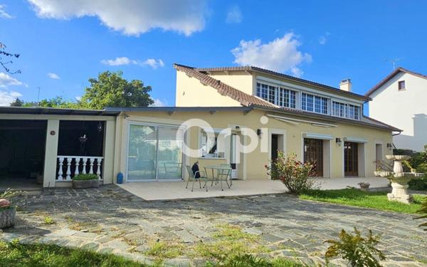 Maison à vendre    7 pièces •  Veneux-les-Sablons