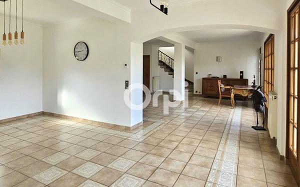 Maison à vendre    7 pièces •  Veneux-les-Sablons