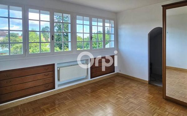 Maison à vendre    7 pièces •  Veneux-les-Sablons