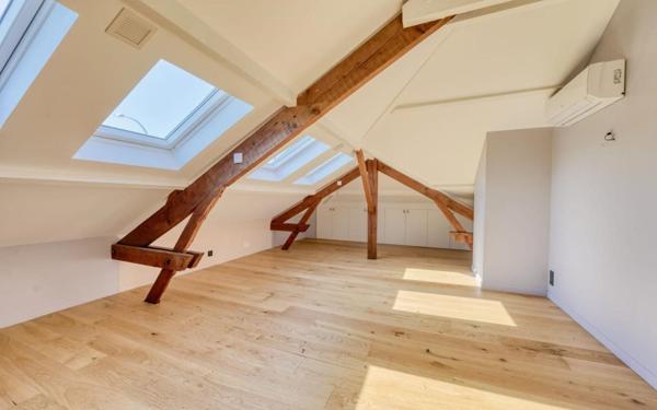 Maison à vendre    6 pièces • 330 m2 Nogent-sur-Marne