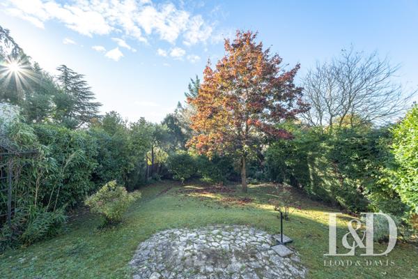  Très belle meulière familiale