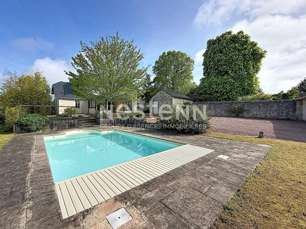 Très belle maison centre ville de Baugé avec piscine !