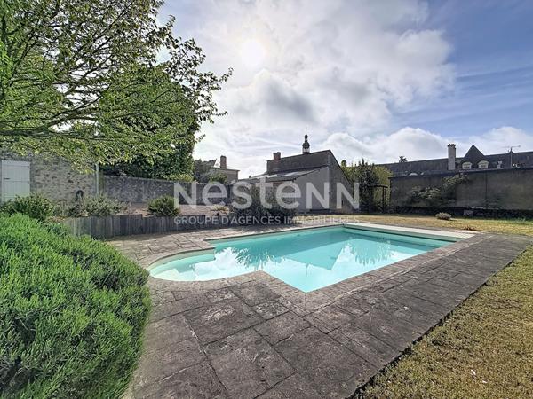 Très belle maison centre ville de Baugé avec piscine !
