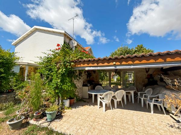 Maison à vendre 7 pièces LA ROCHELLE (17)