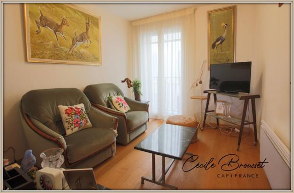 Maison de village avec terrasses et cour entièrement rénovée – 120 m² – 5 chambres - 8 pièces SAINT LAURENT DE CERDANS (66)