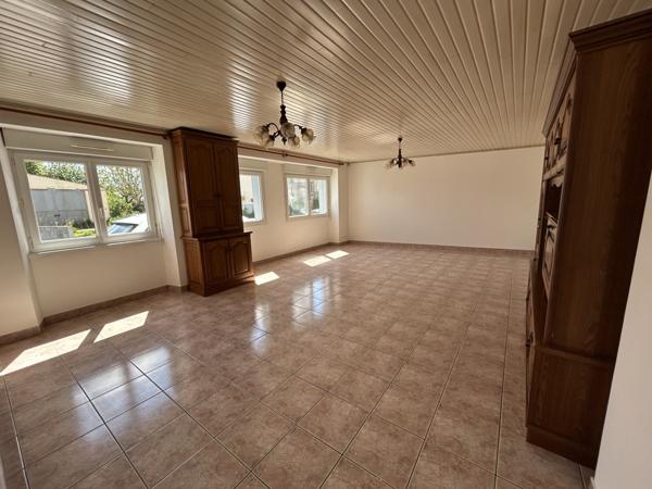 Plouay (56240) Posez vos valises!