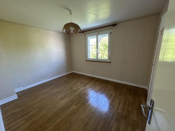 Plouay (56240) Posez vos valises!