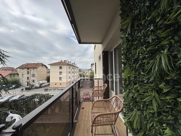 Appartement à louer 3 pièces ANNECY (74)
