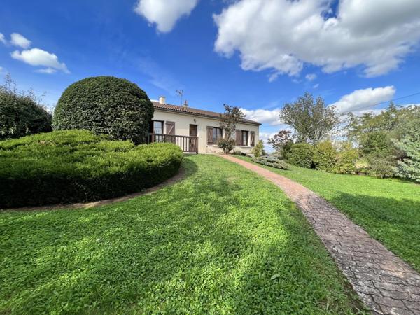 Maison sur sous-sol avec accès de plain-pied – Proche commodités - THOUARS (79)