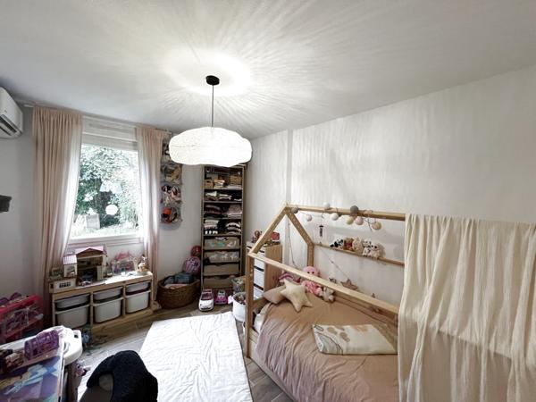 Aix-en-Provence (13090) Beau T3 en RDJ avec garage