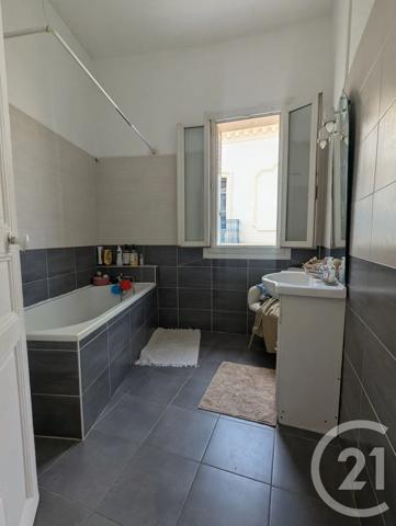 Immeuble à vendre  123,45 m 2   BEZIERS  - 34