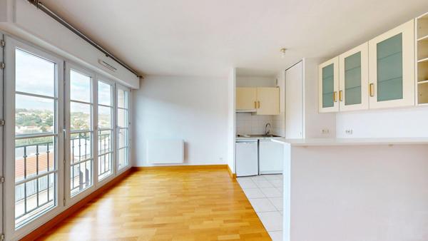 Appartement Le Plessis Robinson 1 pièce(s) 35 m2