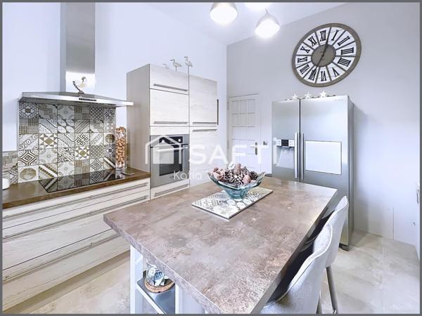 Maison contemporaine clefs en mains avec piscine