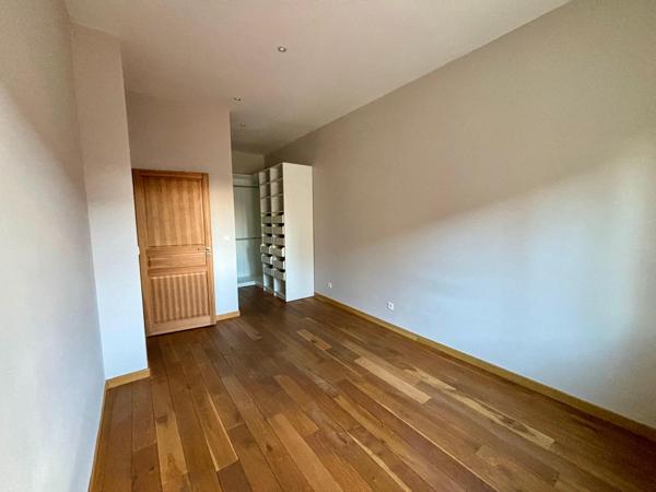 Appartement 3 pièces de 86 m² à Saint etienne