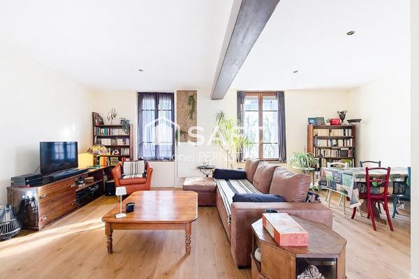 Gratte-Ciel : T4 rénové avec cachet + GARAGE