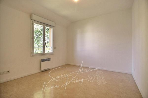 Maison avec 5 chambres, garage et jardin