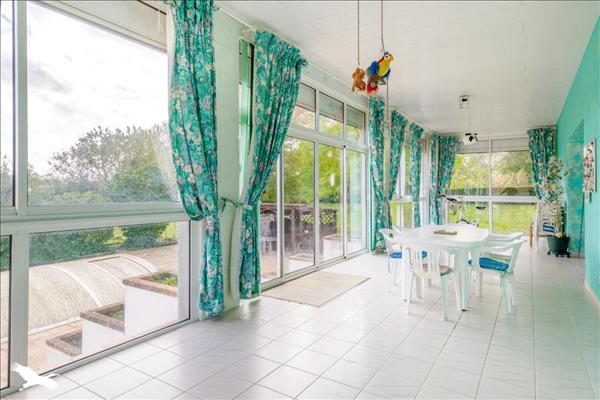 Maison à vendre |  Lourdoueix-Saint-Pierre |  8 pièces | 362 m²