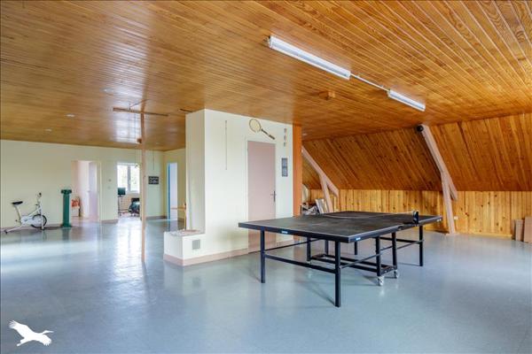 Maison à vendre |  Lourdoueix-Saint-Pierre |  8 pièces | 362 m²