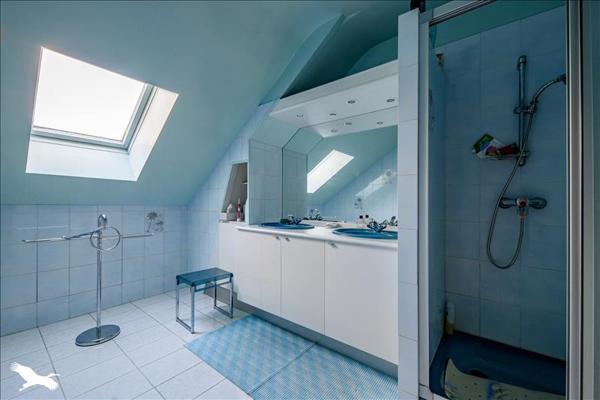 Maison à vendre |  Lourdoueix-Saint-Pierre |  8 pièces | 362 m²