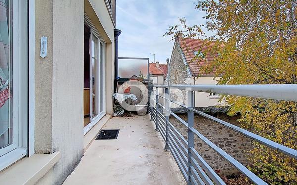 Appartement à vendre    4 pièces • 76,36 m2 Crépy-en-Valois