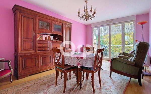 Appartement à vendre    4 pièces • 76,36 m2 Crépy-en-Valois