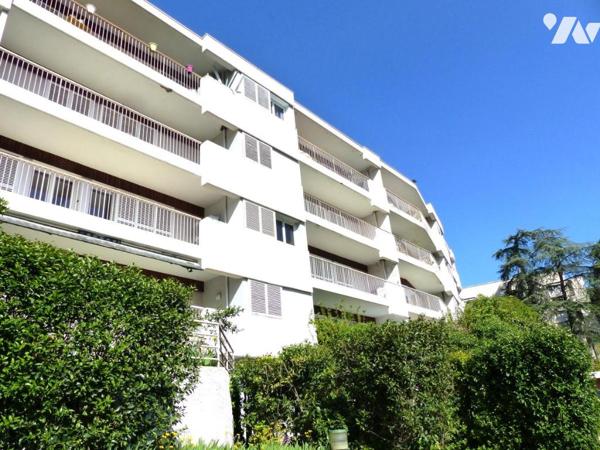 A VENDRE APPARTEMENT T3/T4 DANS QUARTIER RECHERCHE