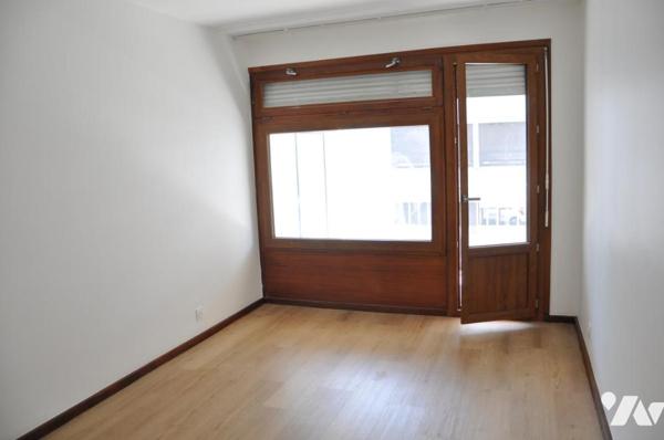 TARBES, appartement T3, garage, cave.
