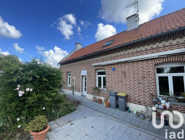 Longère 4 pièces de 80 m² à Féchain (59247)