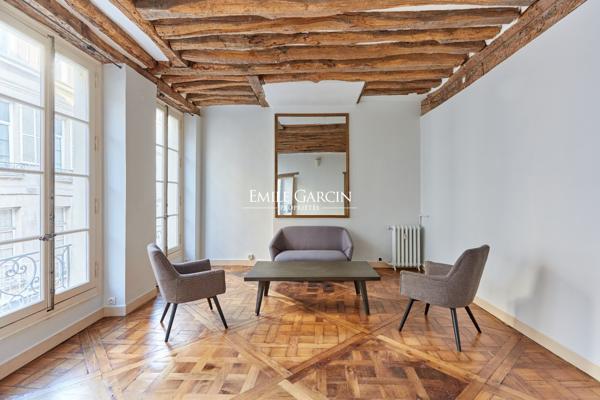 A vendre  - Appartement  - 44 m² - Paris - 75007 -  Bac / Université