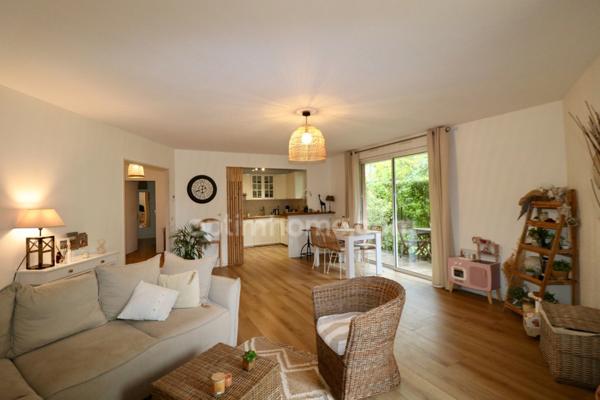 Appartement - 3 pièces - 72m2 - Cave - Parking - Piscine - Tennis - Parc - Ligne 5 de Tramway - Parc Montcalm - Halles Tropisme