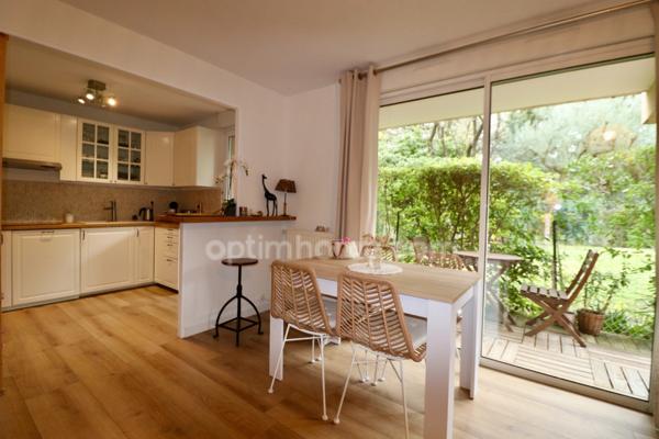 Appartement - 3 pièces - 72m2 - Cave - Parking - Piscine - Tennis - Parc - Ligne 5 de Tramway - Parc Montcalm - Halles Tropisme