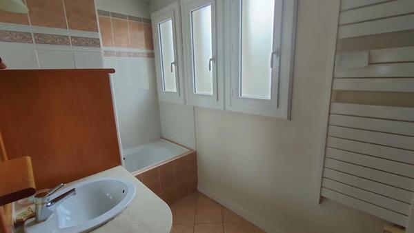 Maison Le Puy Saint Bonnet 7 pièces 136 m2