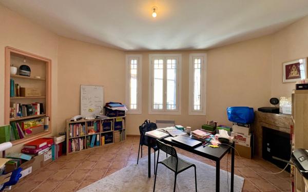 Maison à vendre    6 pièces •  Béziers
