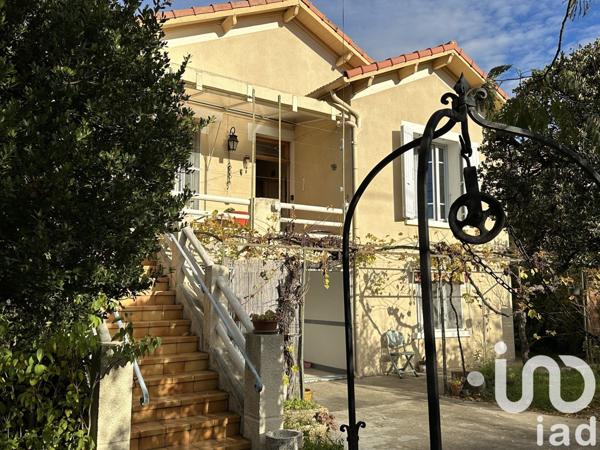 Maison 5 pièces de 125 m² à Valréas (84600)