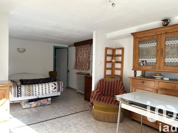 Maison 5 pièces de 125 m² à Valréas (84600)