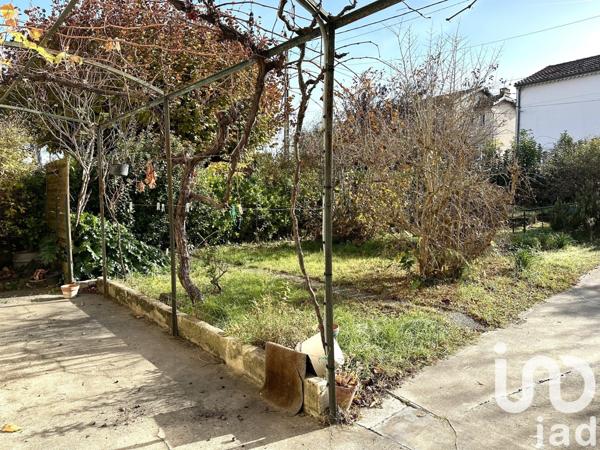 Maison 5 pièces de 125 m² à Valréas (84600)