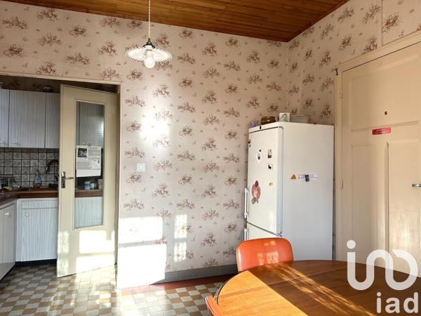 Maison 5 pièces de 125 m² à Valréas (84600)