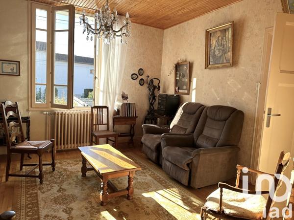 Maison 5 pièces de 125 m² à Valréas (84600)