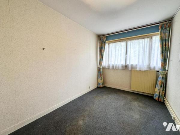 ST HERBLAIN CHEZINE - RESIDENCE DU GOLF - T4 à rénover