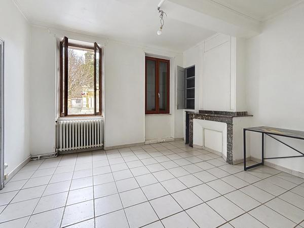 Immeuble a fort potentiel locatif