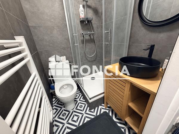 Location Studio 16.49 m² - couloir à gauche Bordeaux 33800