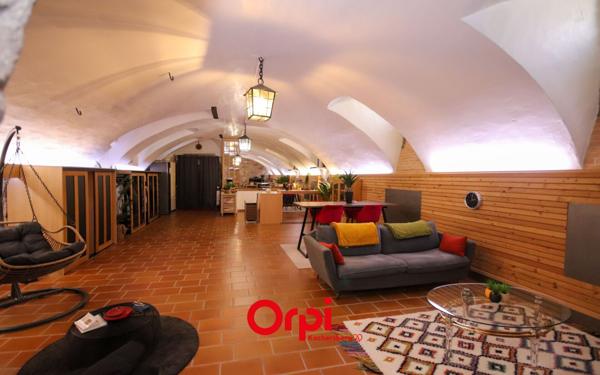 Appartement à vendre    3 pièces • 100 m2 Mundolsheim